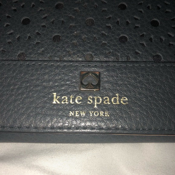 Kate spade wristlet/wallet - Picture 2 of 4